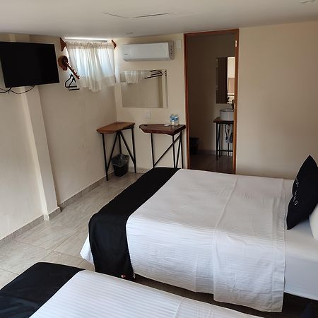 Ashly Loma Larga Hotel Acapulco Exterior photo